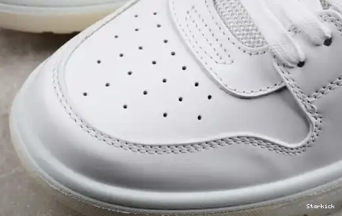 Out Office Of Sneakers O-W Low-top Leather 0703